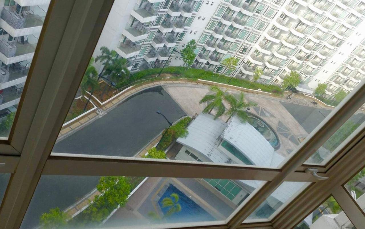 F-10C Parkside Villas Pasay Buitenkant foto